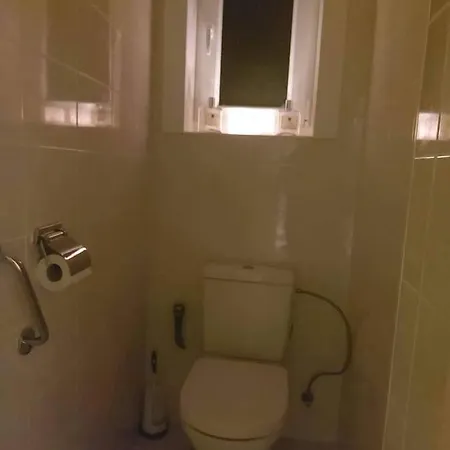 Privat bolig Room By The Beach *